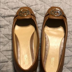 Michael Kors Tan Flats Buckle Leather